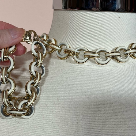 Vintage Trifari made in France 40 50 Retro Cream Gold Chain Chocker Necklace Set - Picture 4 of 17